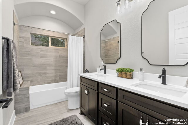 1241 Paladin Trl Property Photo 30