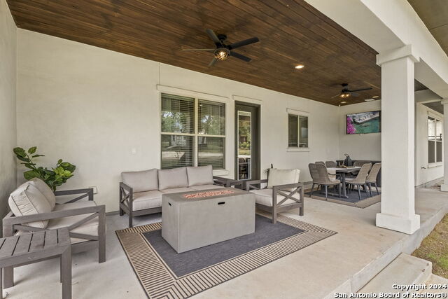 1241 Paladin Trl Property Photo 36