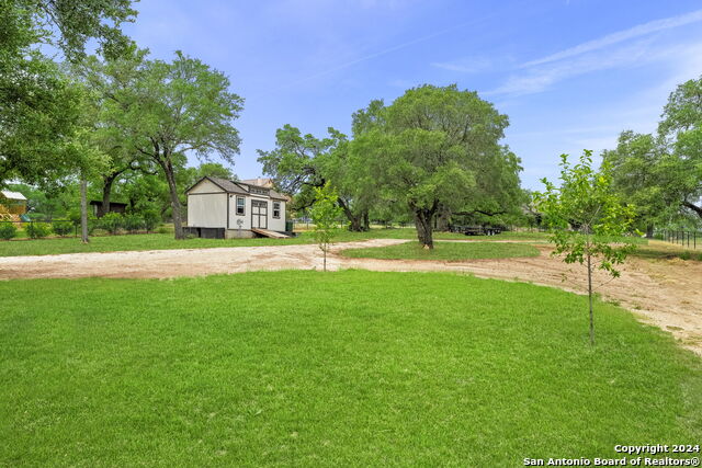 1241 Paladin Trl Property Photo 41