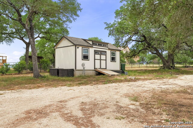 1241 Paladin Trl Property Photo 44