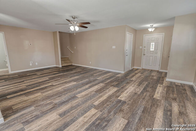 25134 Longbranch Run Property Photo 12