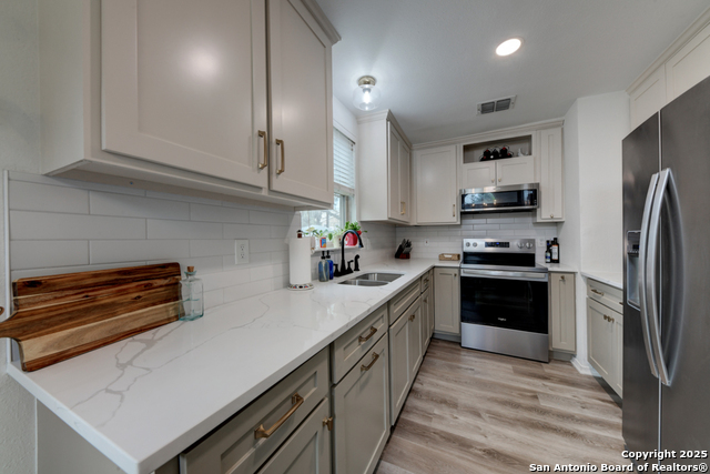 9135 Jean Verte Property Photo 11