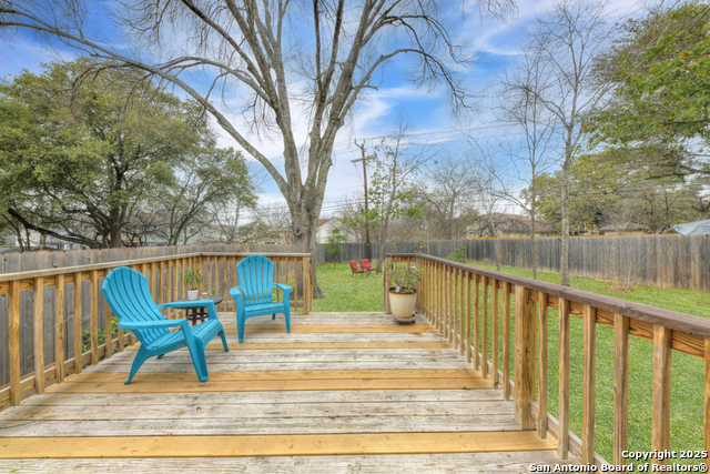 9135 Jean Verte Property Photo 24
