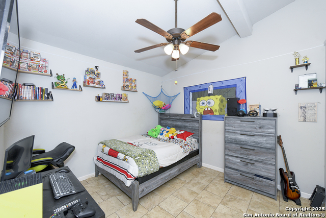 211 E Vado Pl Property Photo 14