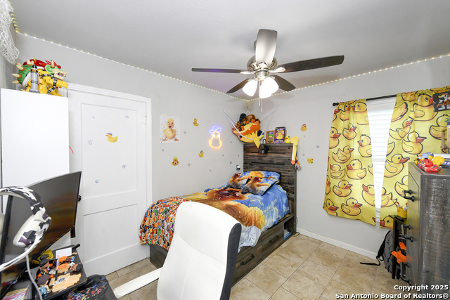 211 E Vado Pl Property Photo 15