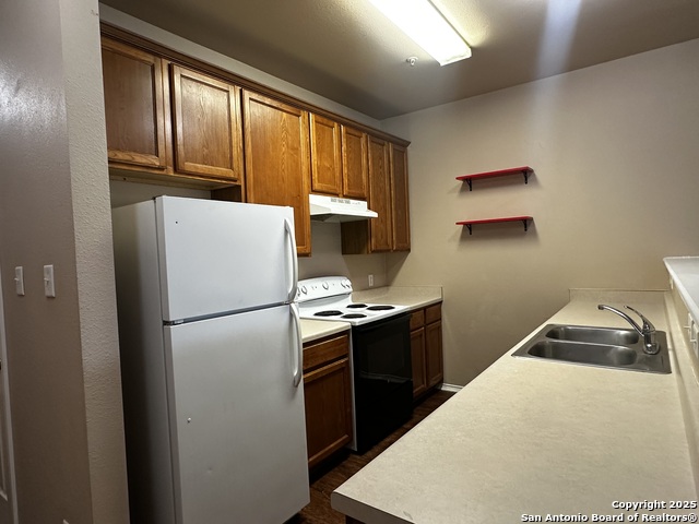 10723 Mathom Property Photo 11