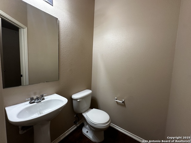 10723 Mathom Property Photo 13