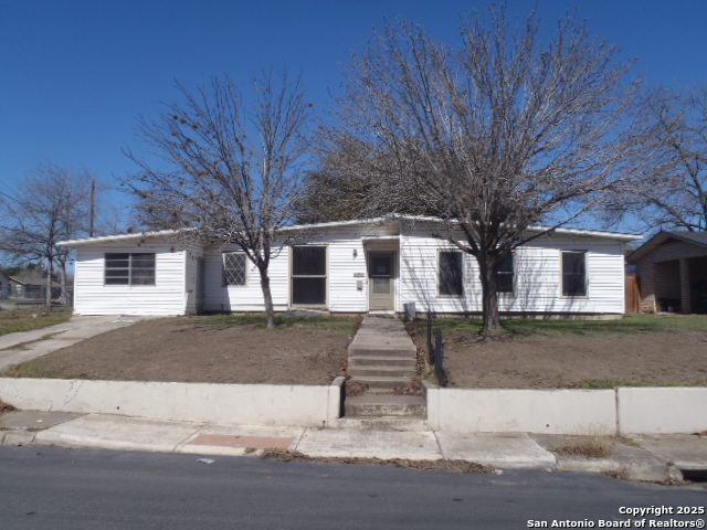 103 Pollydale Property Photo