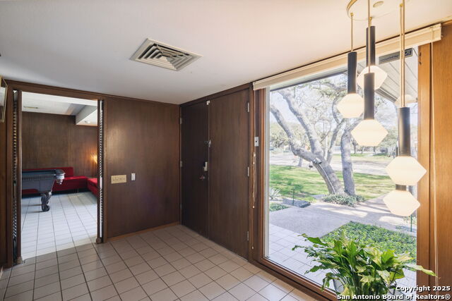 225 Carolwood Dr Property Photo 25