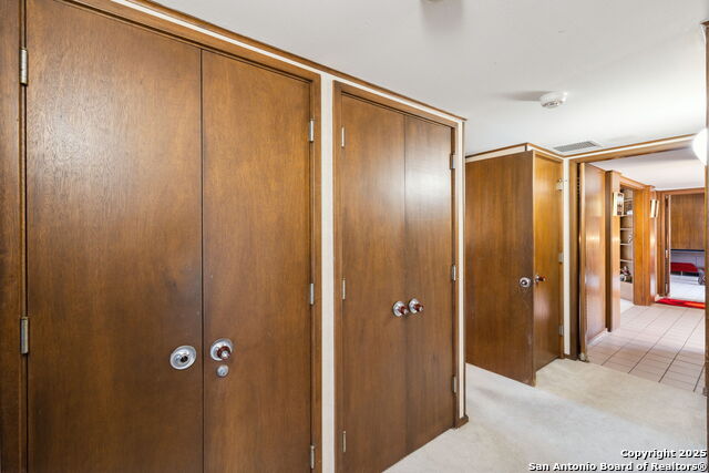 225 Carolwood Dr Property Photo 40