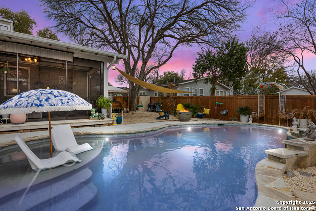 411 Corona Ave Property Photo
