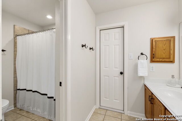 8615 Solano Dr Property Photo 32