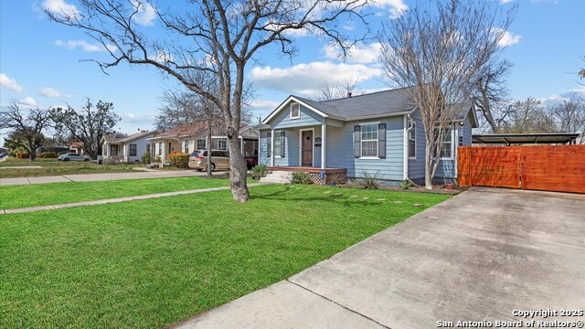 131 Ellana Claire St Property Photo