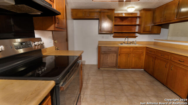 8328 Ridge Ter Property Photo 7