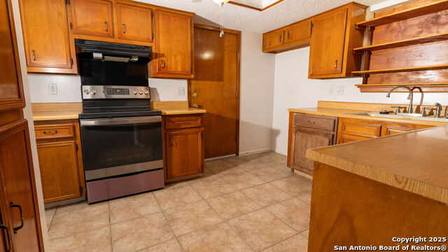8328 Ridge Ter Property Photo 8
