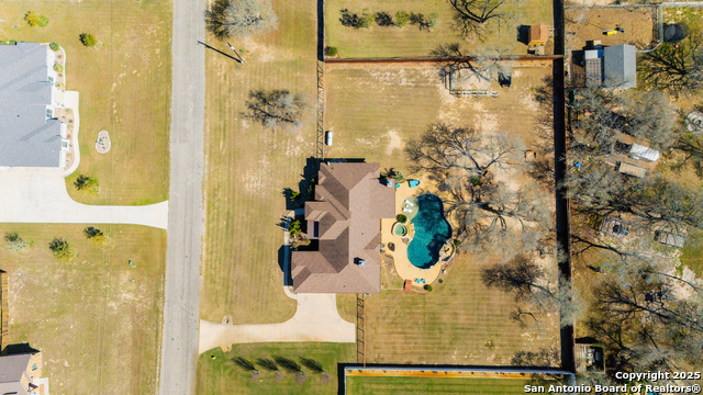120 Bucks Property Photo 32
