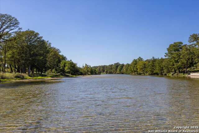 211 Bear Creek Property Photo 4