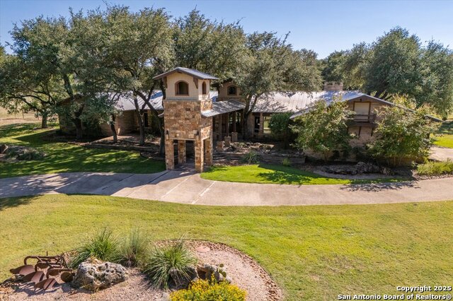 211 Bear Creek Property Photo 10