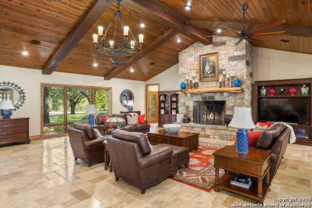 211 Bear Creek Property Photo 14