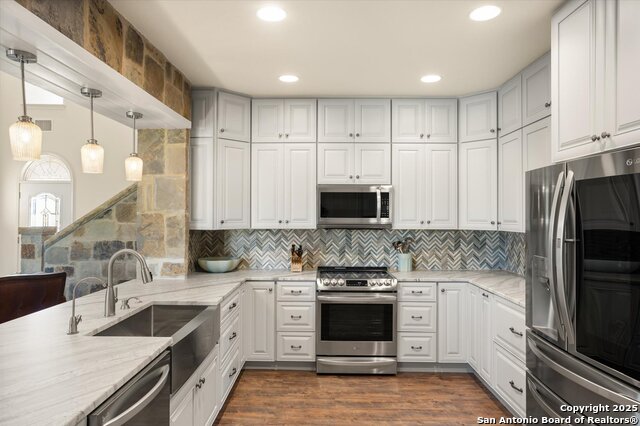 211 Bear Creek Property Photo 43