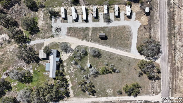 820 Forest View Property Photo 5