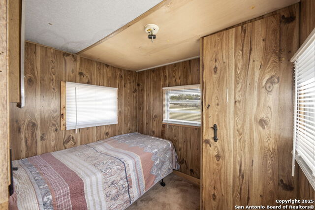 820 Forest View Property Photo 11