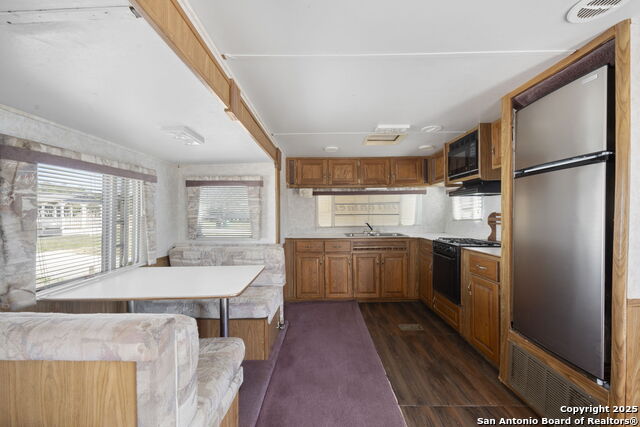 820 Forest View Property Photo 14
