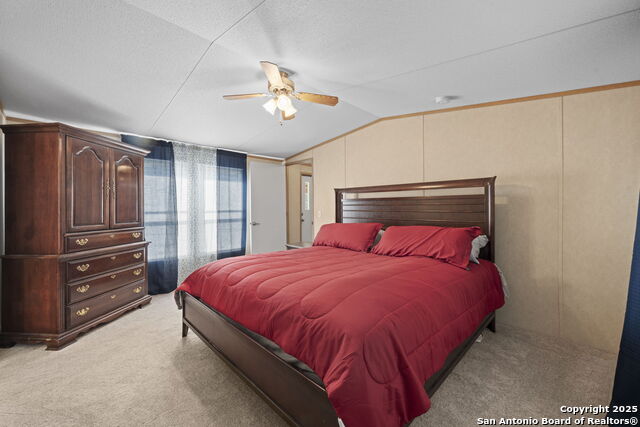 820 Forest View Property Photo 28