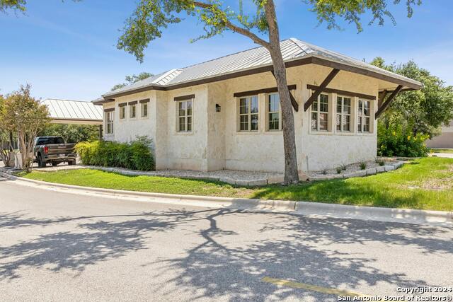 310 Stagecoach Trail Property Photo 3