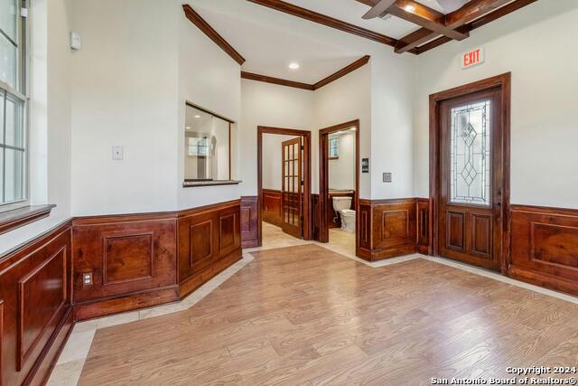 310 Stagecoach Trail Property Photo 7