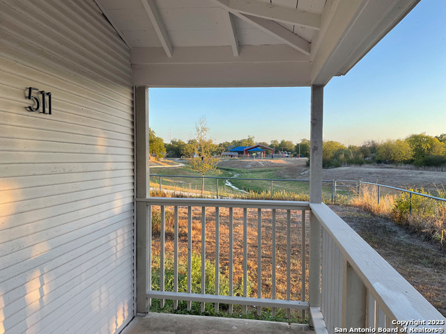 511 N Nueces Property Photo 2