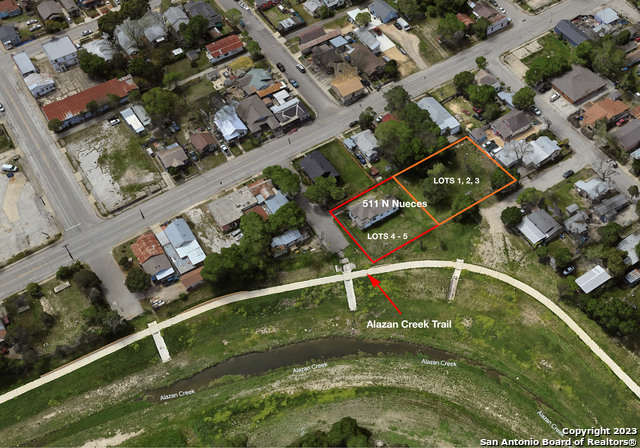 511 N Nueces Property Photo 3
