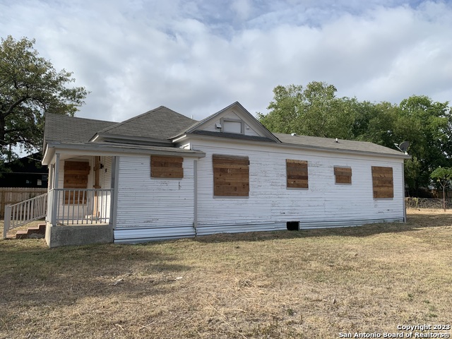 511 N Nueces Property Photo 15