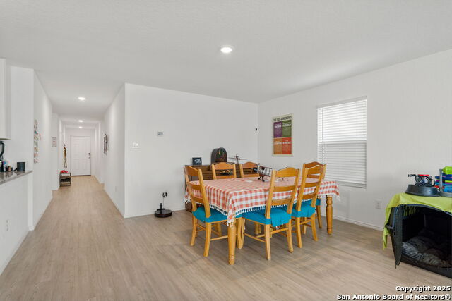 10414 Beachball Bend Property Photo 10