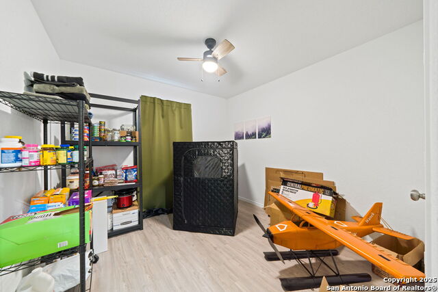 10414 Beachball Bend Property Photo 18