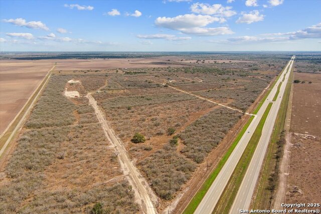00 Us-181 S Property Photo 5