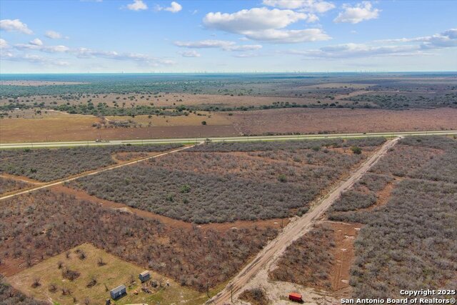 00 Us-181 S Property Photo 11