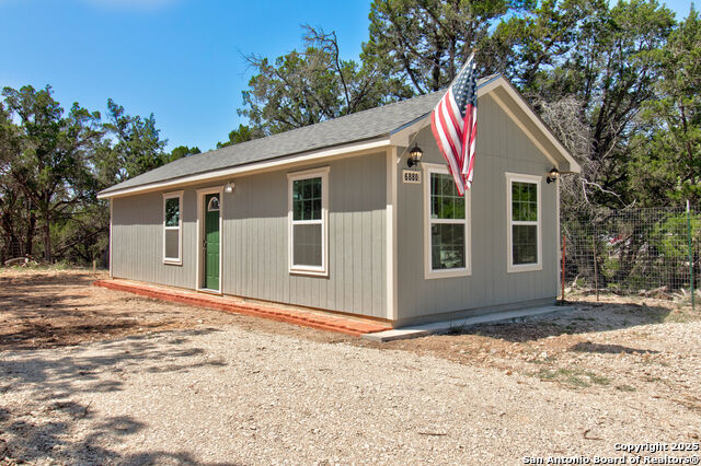 6880 Whartons Dock Property Photo 1