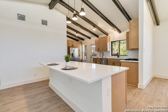 103 Northcrest Property Photo 8
