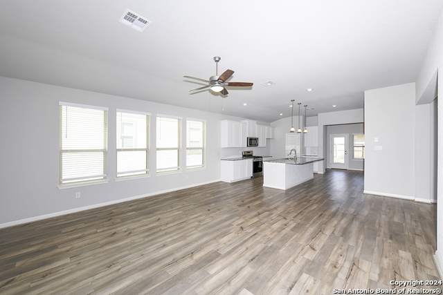 12925 Lilly Pass Property Photo 4