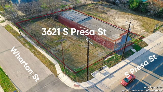 3621 S Presa St Property Photo 2