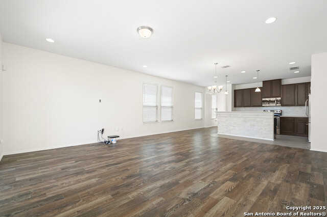 8902 Victoria Lake Property Photo 7