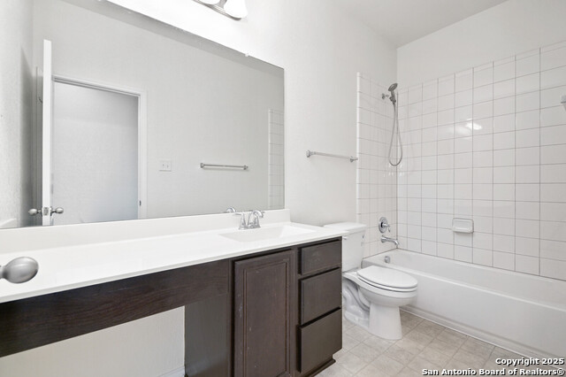 8902 Victoria Lake Property Photo 15
