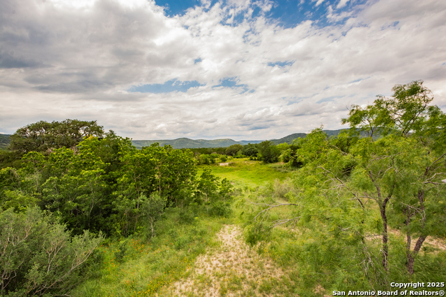 1848521 Property Photo 29