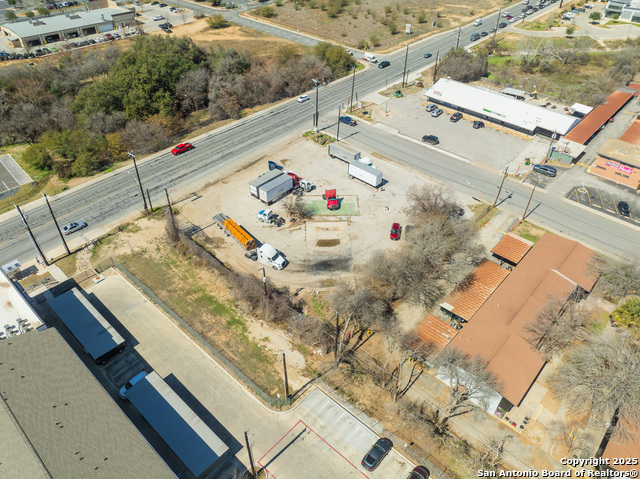 7118 S New Braunfels Ave Property Photo 4