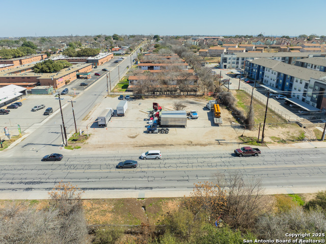 7118 S New Braunfels Ave Property Photo 8