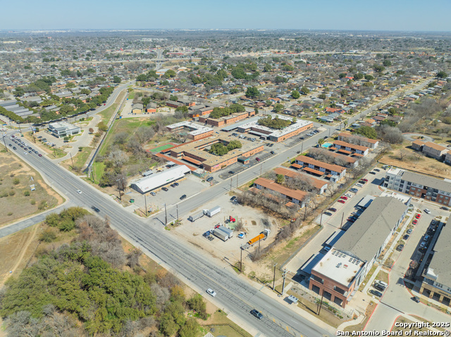 7118 S New Braunfels Ave Property Photo 13