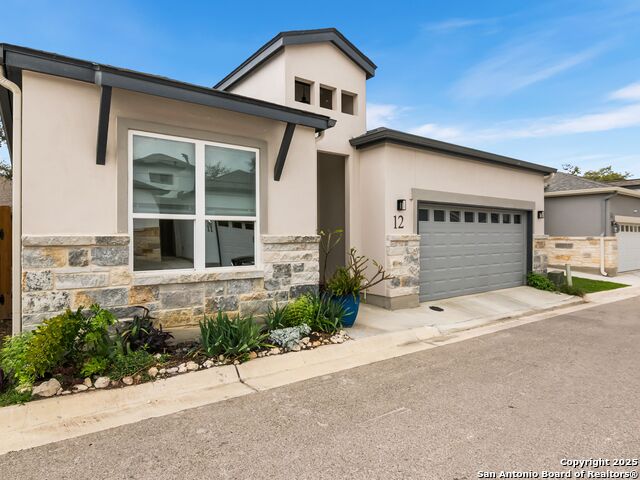 11158 Vance Jackson Property Photo