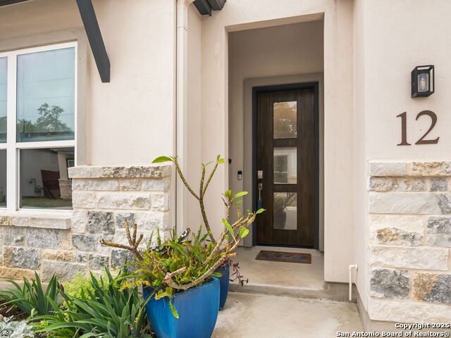 11158 Vance Jackson Property Photo 3