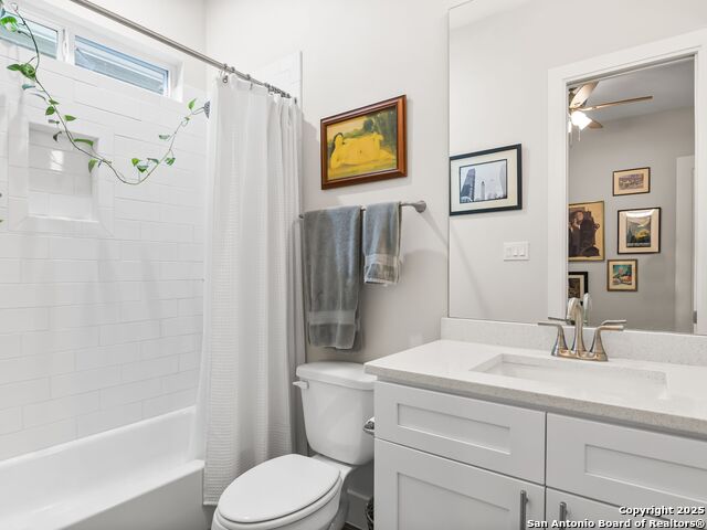 11158 Vance Jackson Property Photo 10